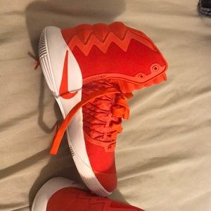 Nike zoom hyperdunk size 8